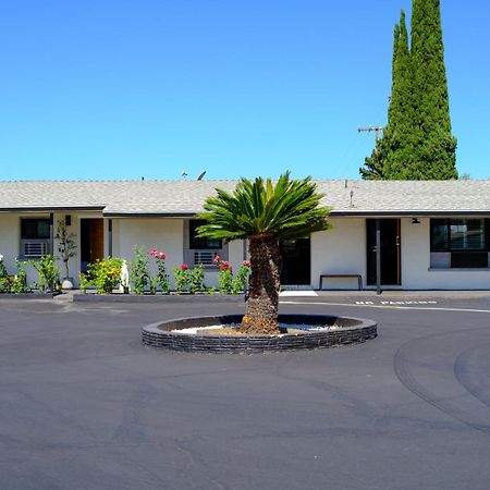 Adobe Inn Monterey Park Exteriör bild